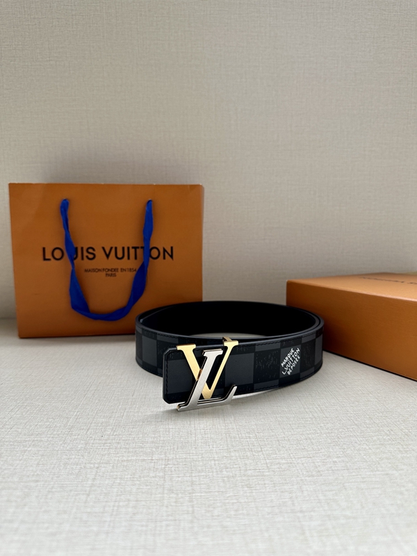 激安ルイヴィトンベルト背面デザイン